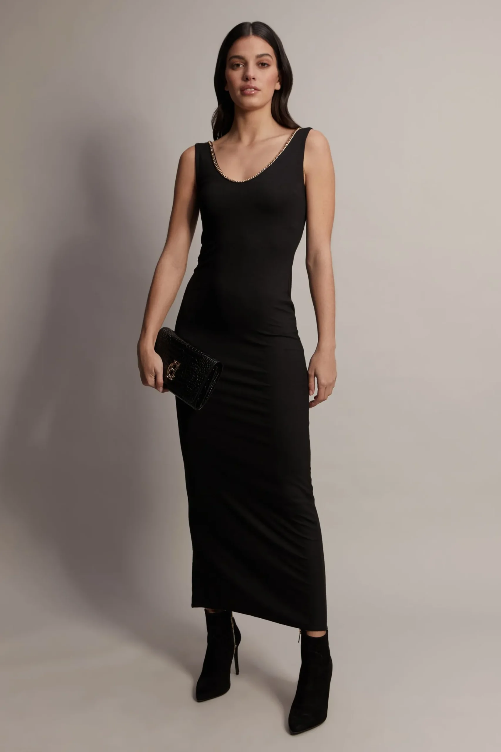Amber V-Neck Maxi Dress