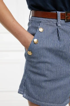 Amoria Short