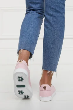 Chelsea Court Trainer