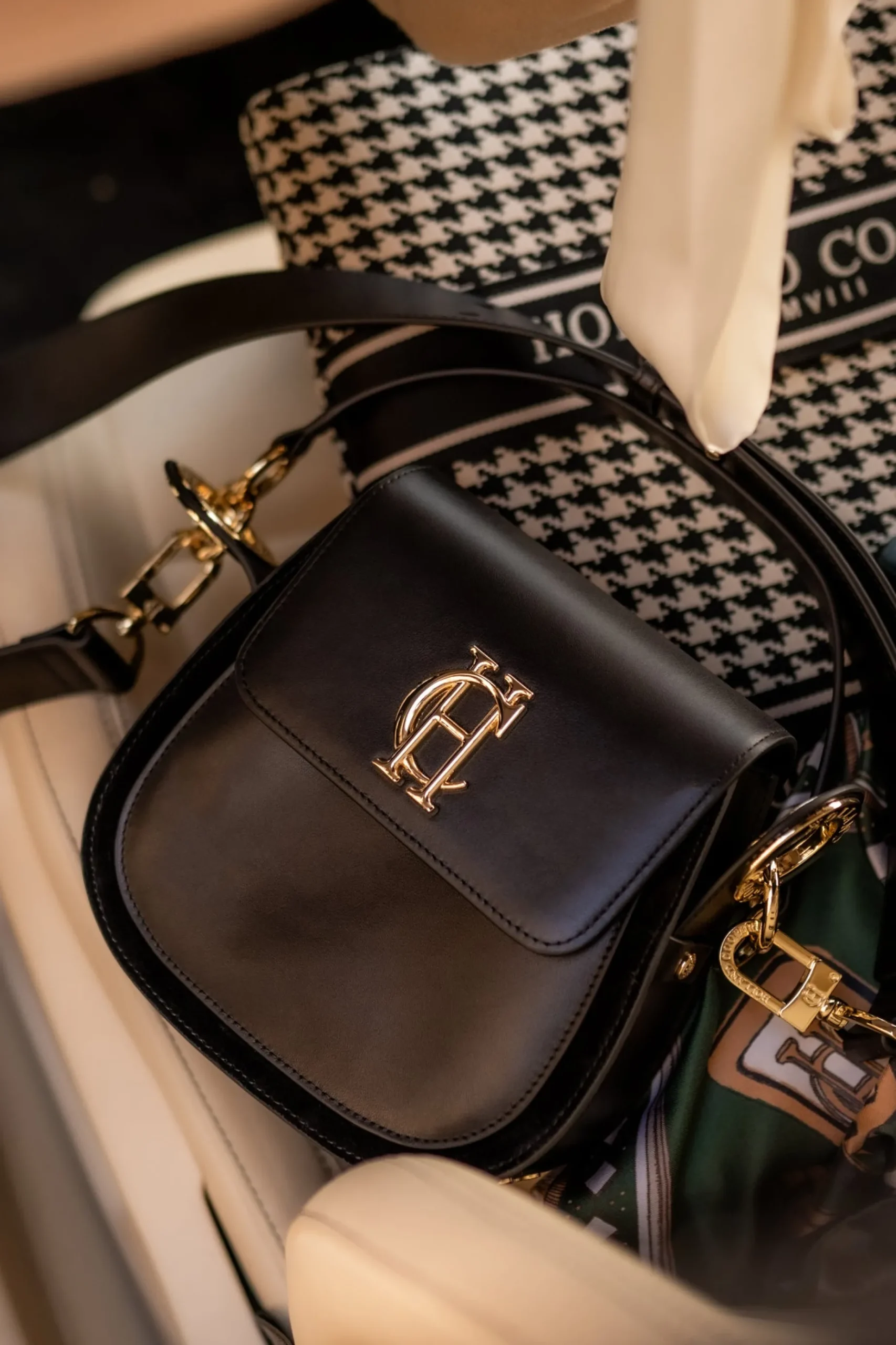 Chelsea Saddle Bag