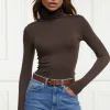 Essential Roll Neck