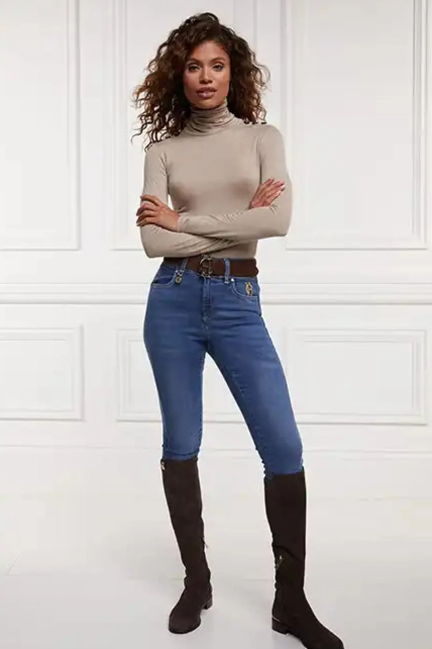 Essential Roll Neck
