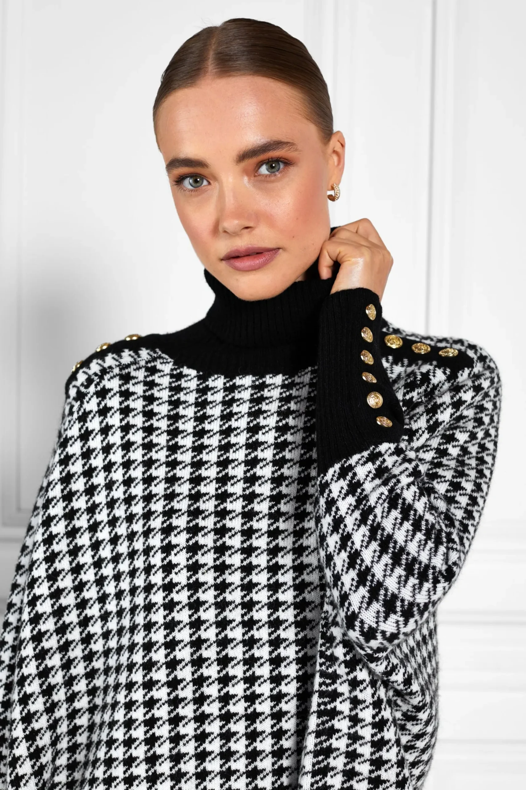 Kingsbury Cape Knit