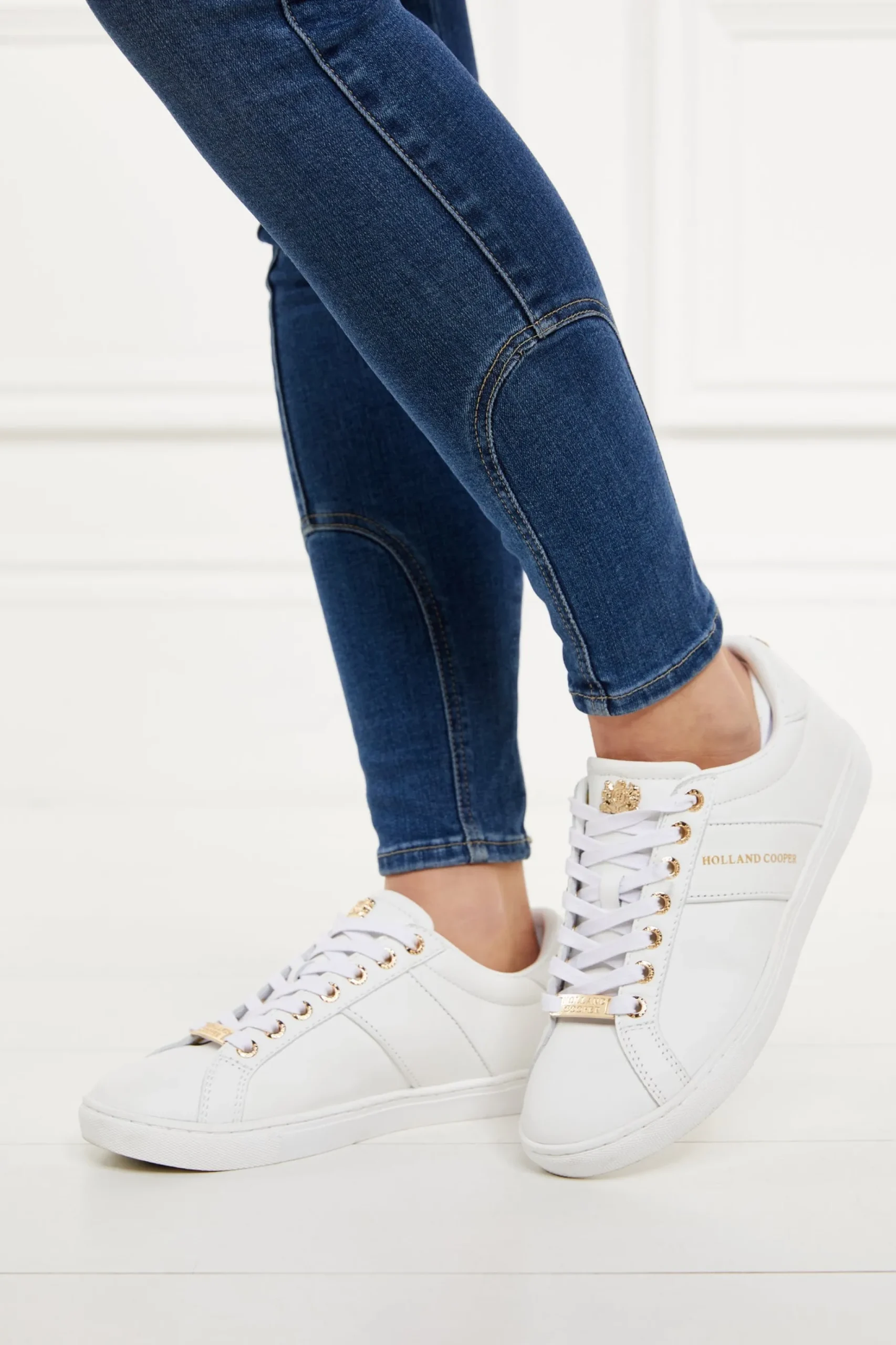 Knightsbridge Court Trainer