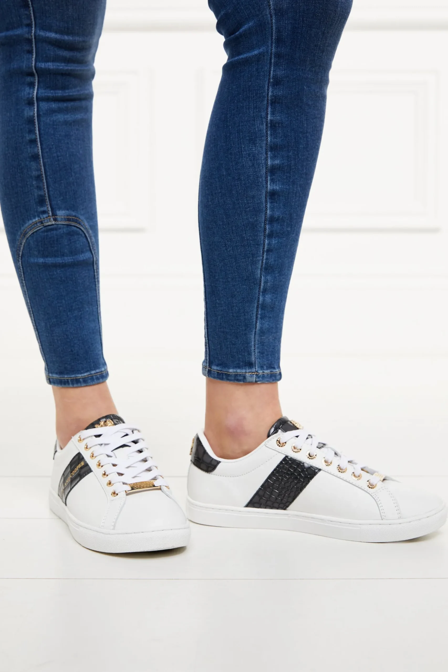 Knightsbridge Court Trainer