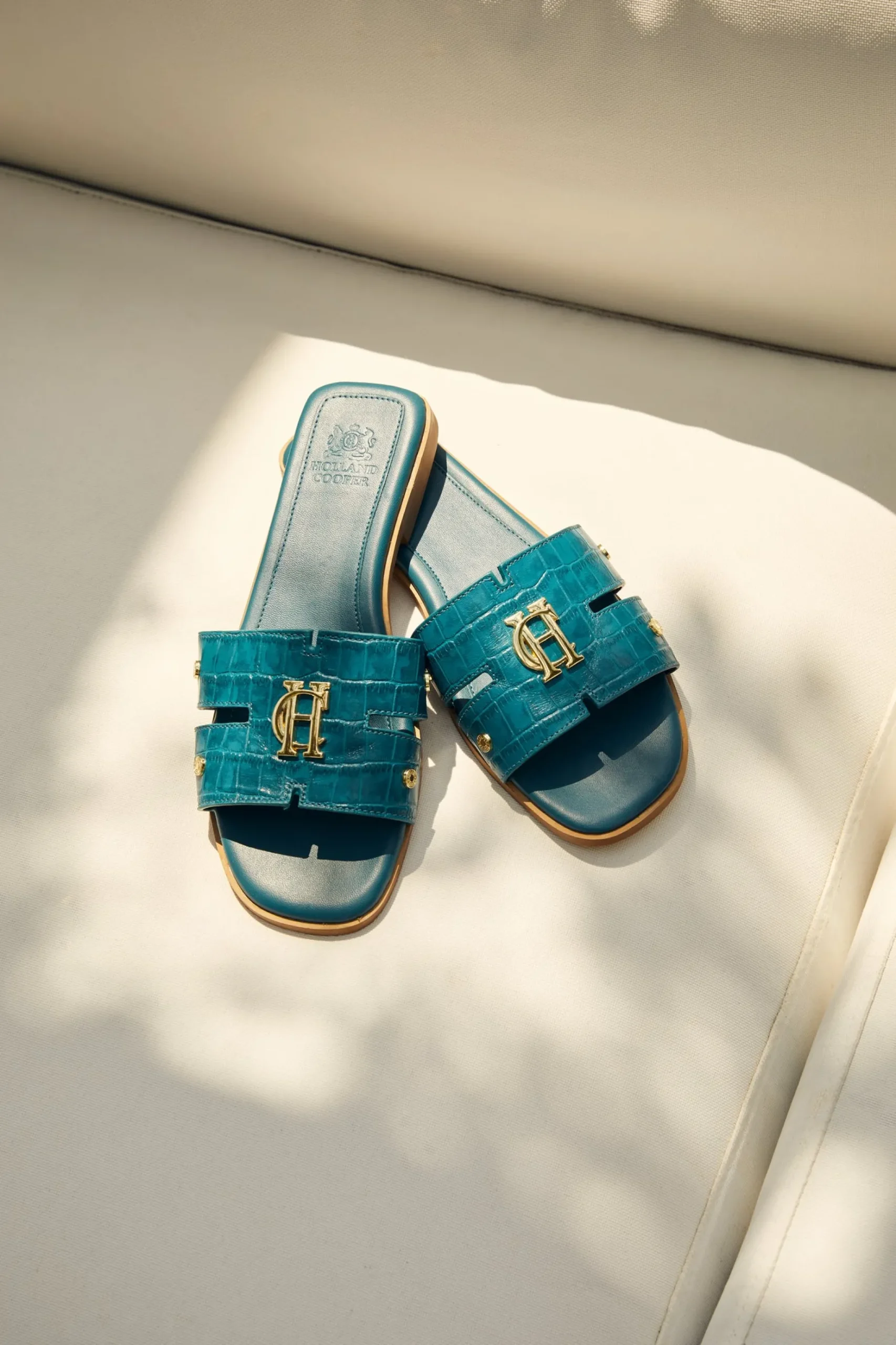 Monogram Slides